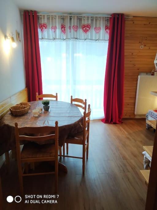 Studio 6 Pers Le Bois D'Aurouze 2Eme Etage Nord SuperDevoluy 外观 照片